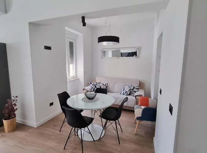 Stivi Luxury Apartment