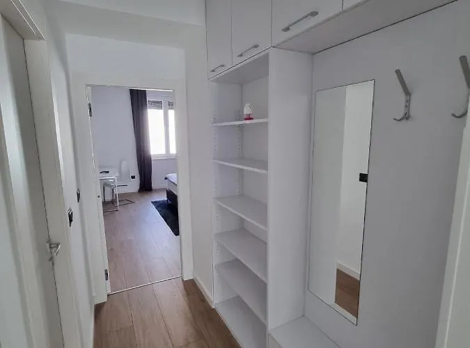 Stivi Luxury Pula
